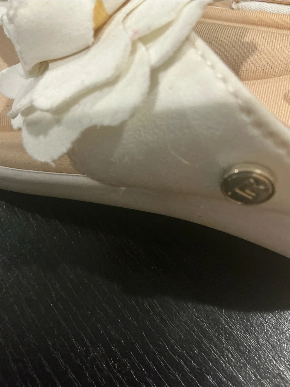 White rose flip flops
